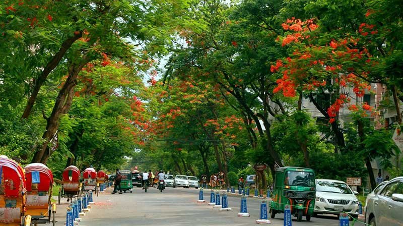 সিটি করপোরেশনের নিয়ন্ত্রণে নারাজ  বসুন্ধরার বাসিন্দারা